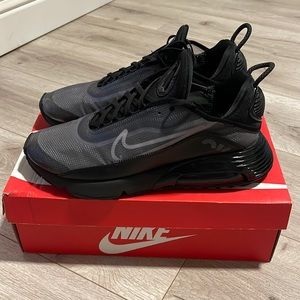 Nike air max 2090 $65 obo